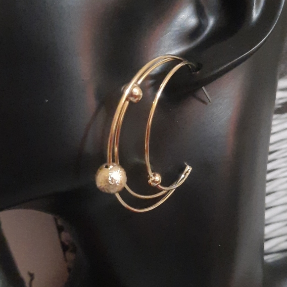 BCBG Gold Hoop Stud Earrings - Picture 4 of 8